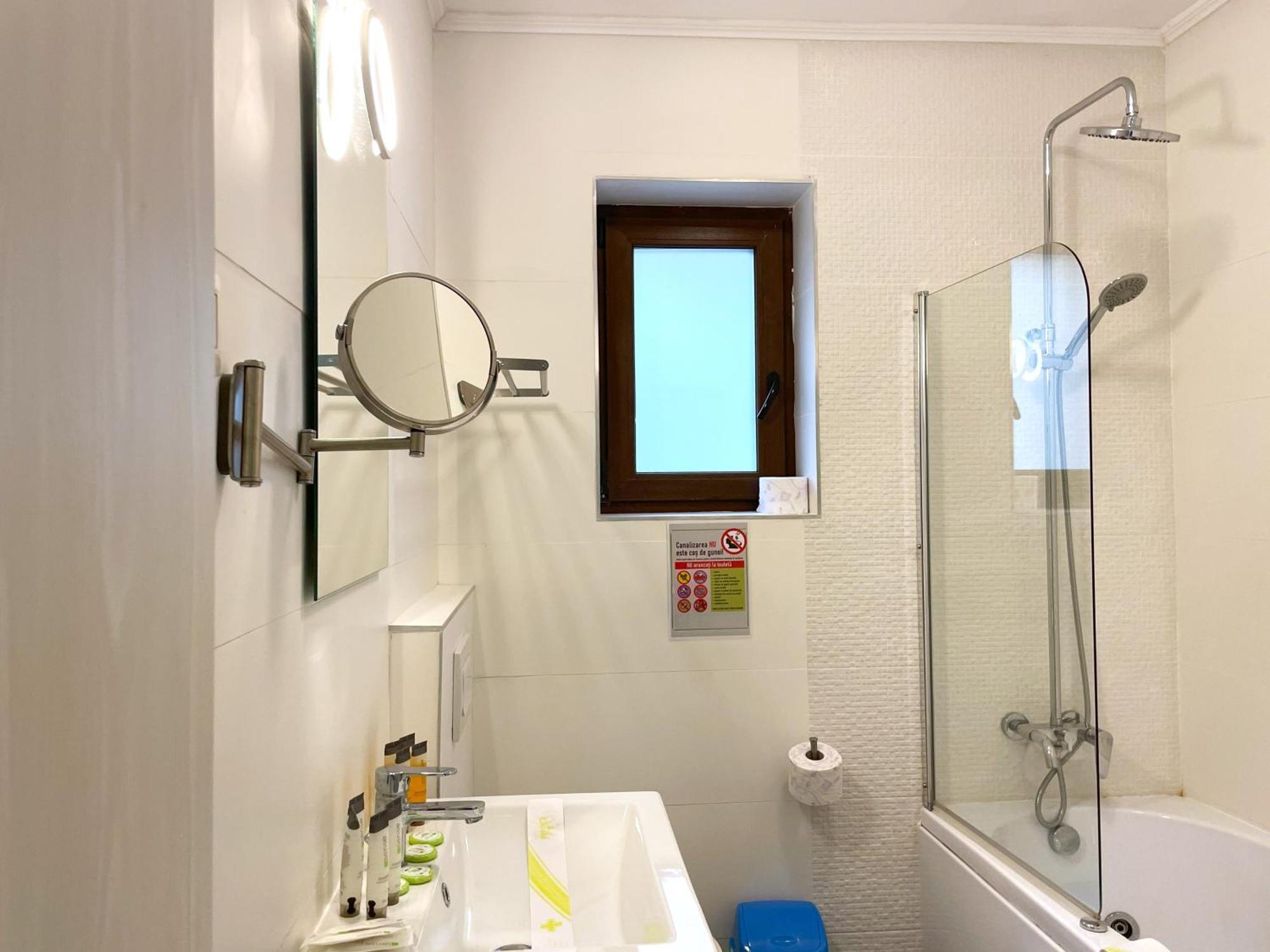 Cozy Riverfront Apartments With Garden And Mountain View Buşteni Extérieur photo