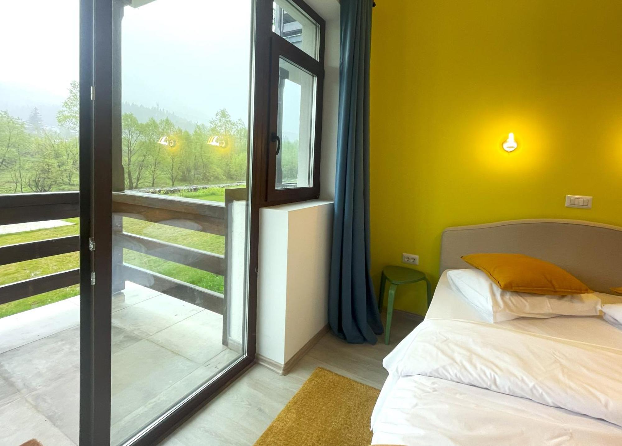 Cozy Riverfront Apartments With Garden And Mountain View Buşteni Extérieur photo